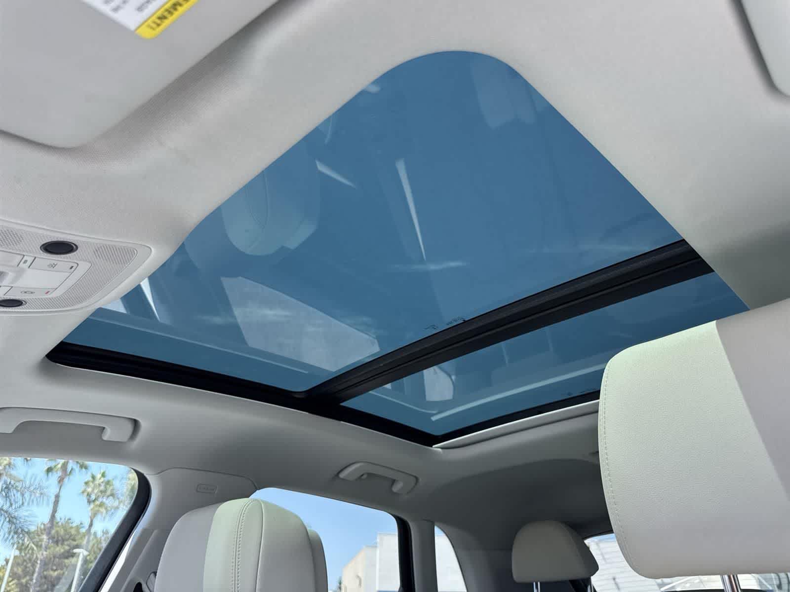 Thumbnail: 2024 Audi Q3 - 8