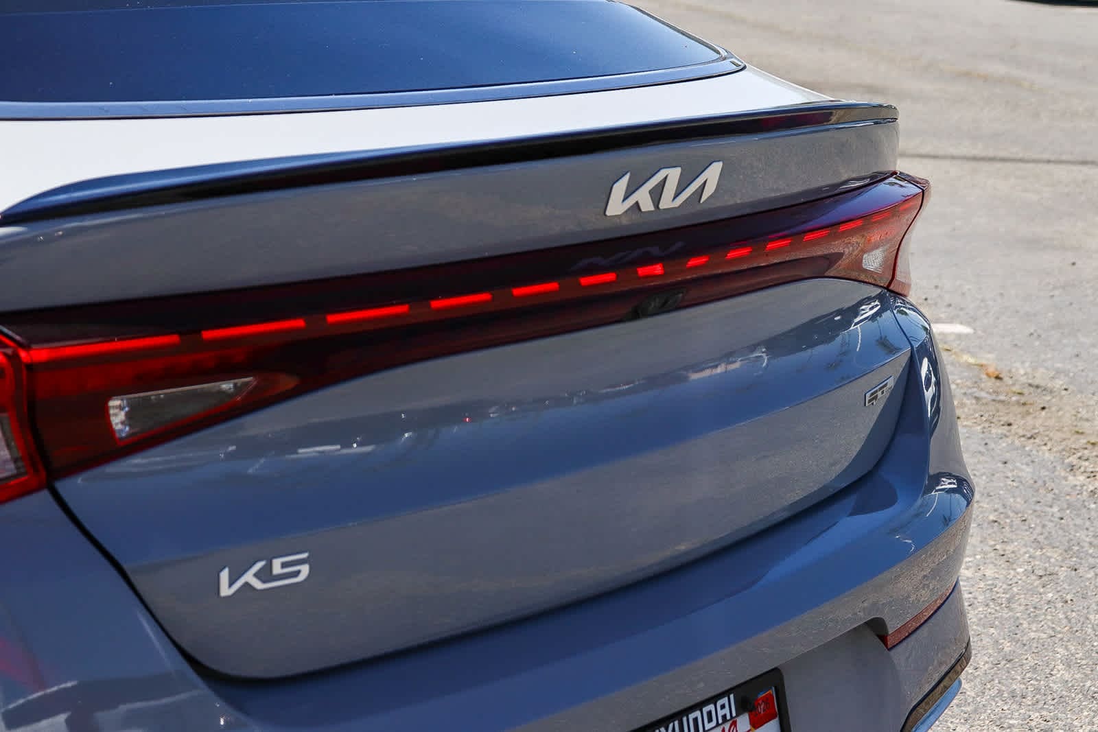 Thumbnail: 2023 Kia K5 - 10