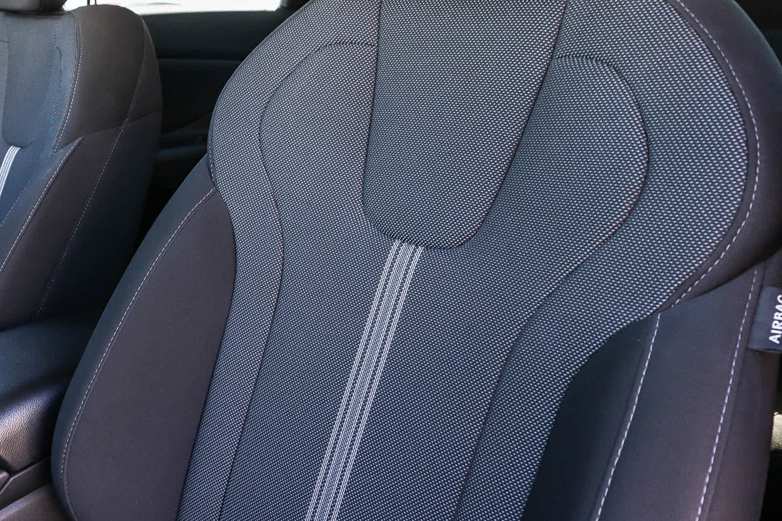 Thumbnail: 2025 Hyundai Elantra - 24