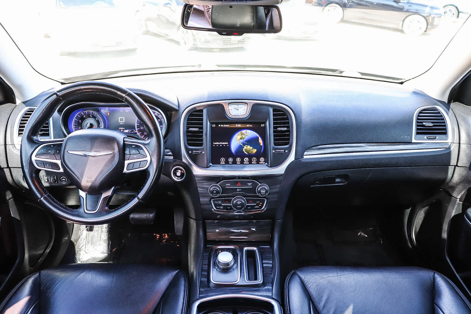 Thumbnail: 2018 Chrysler 300 - 12