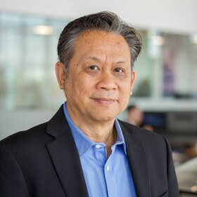 Staff member Steven Nguyen from ID_2757e5