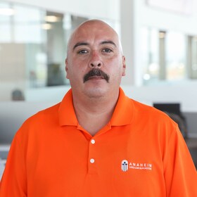 Staff member Albaro Sanchez from ID_9efbd6