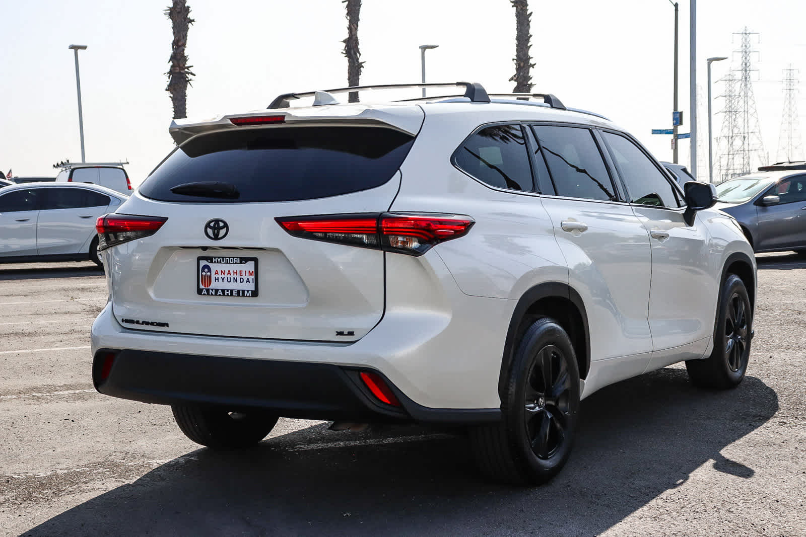 2020 Toyota Highlander XLE photo 5