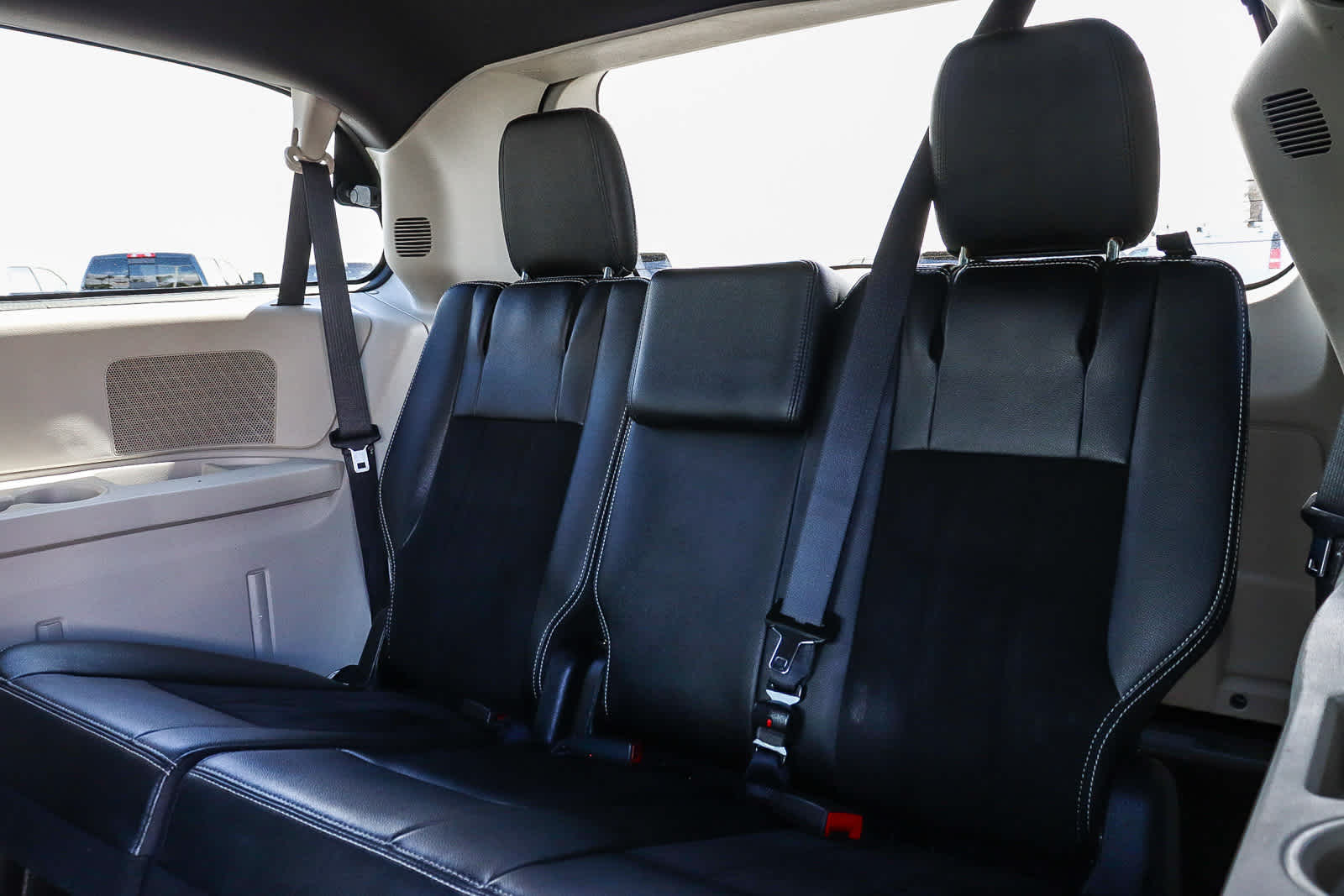 Thumbnail: 2019 Dodge Grand Caravan - 22