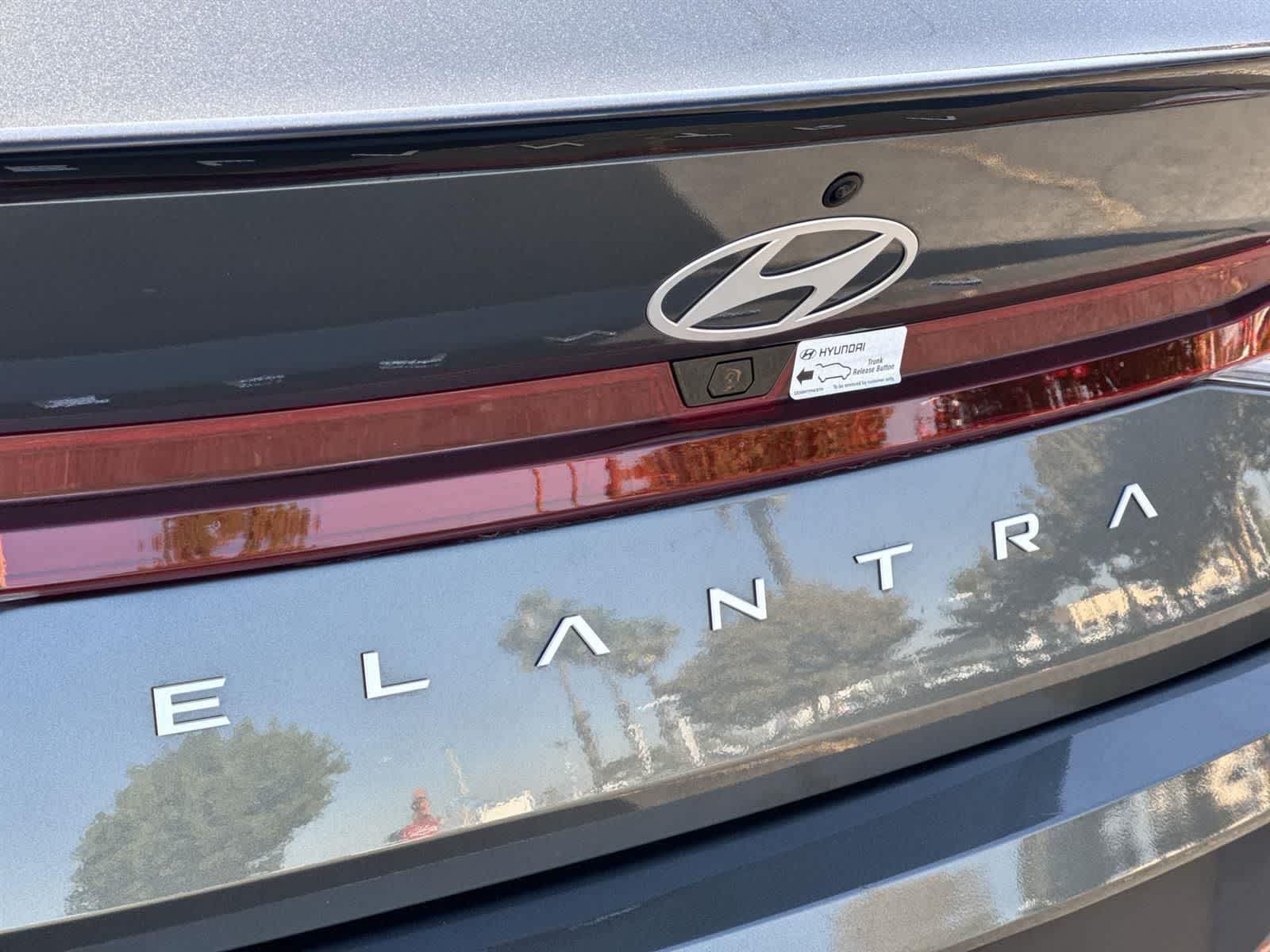 Thumbnail: 2025 Hyundai Elantra - 34