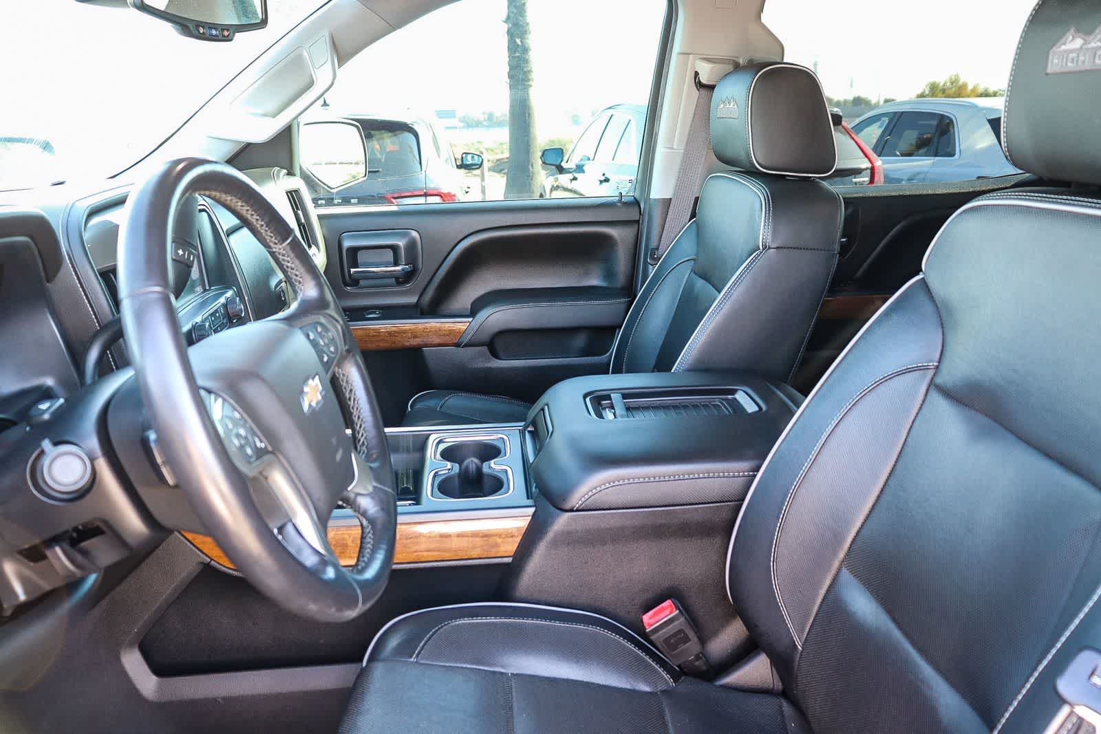 Thumbnail: 2017 Chevrolet Silverado 1500 - 19