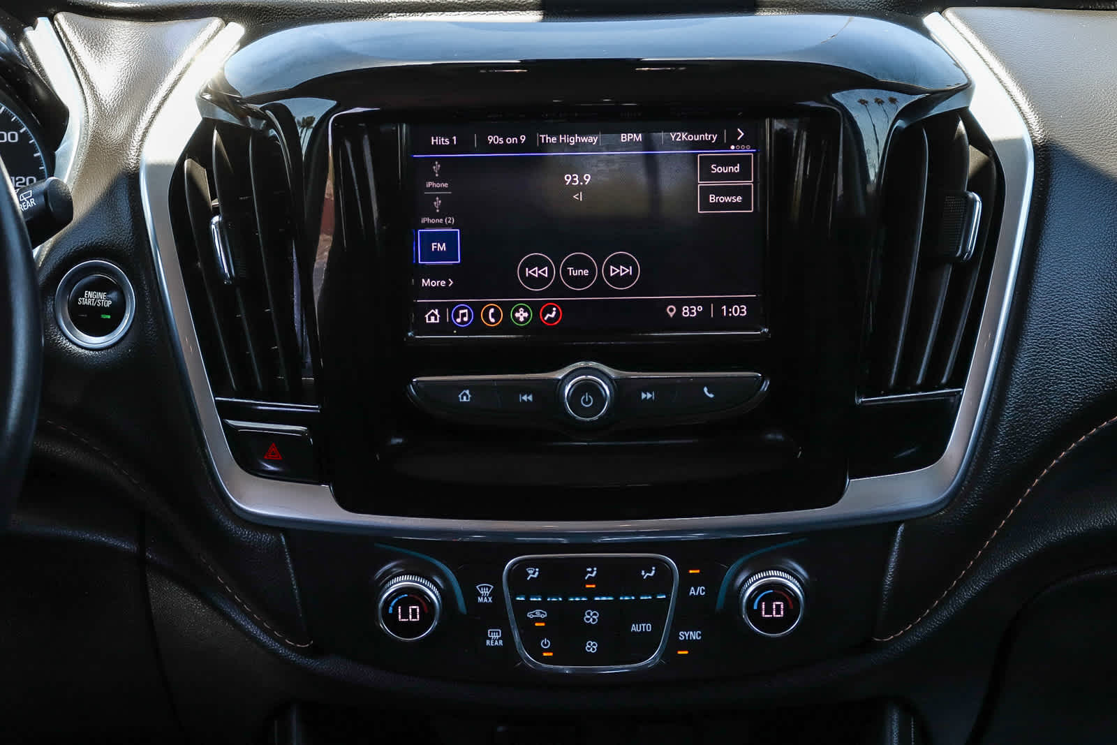 Thumbnail: 2020 Chevrolet Traverse - 17