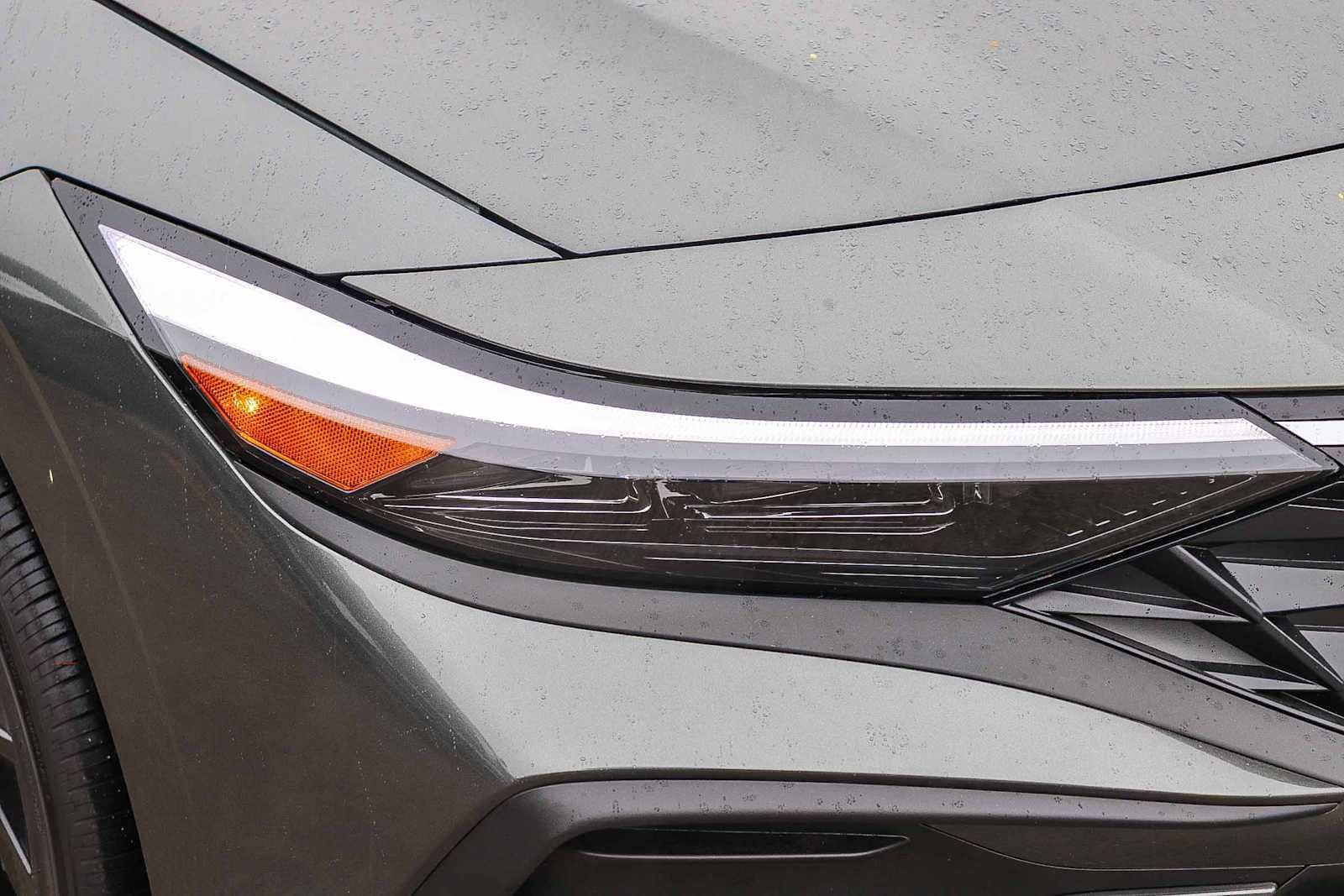 Thumbnail: 2026 Hyundai Elantra - 4