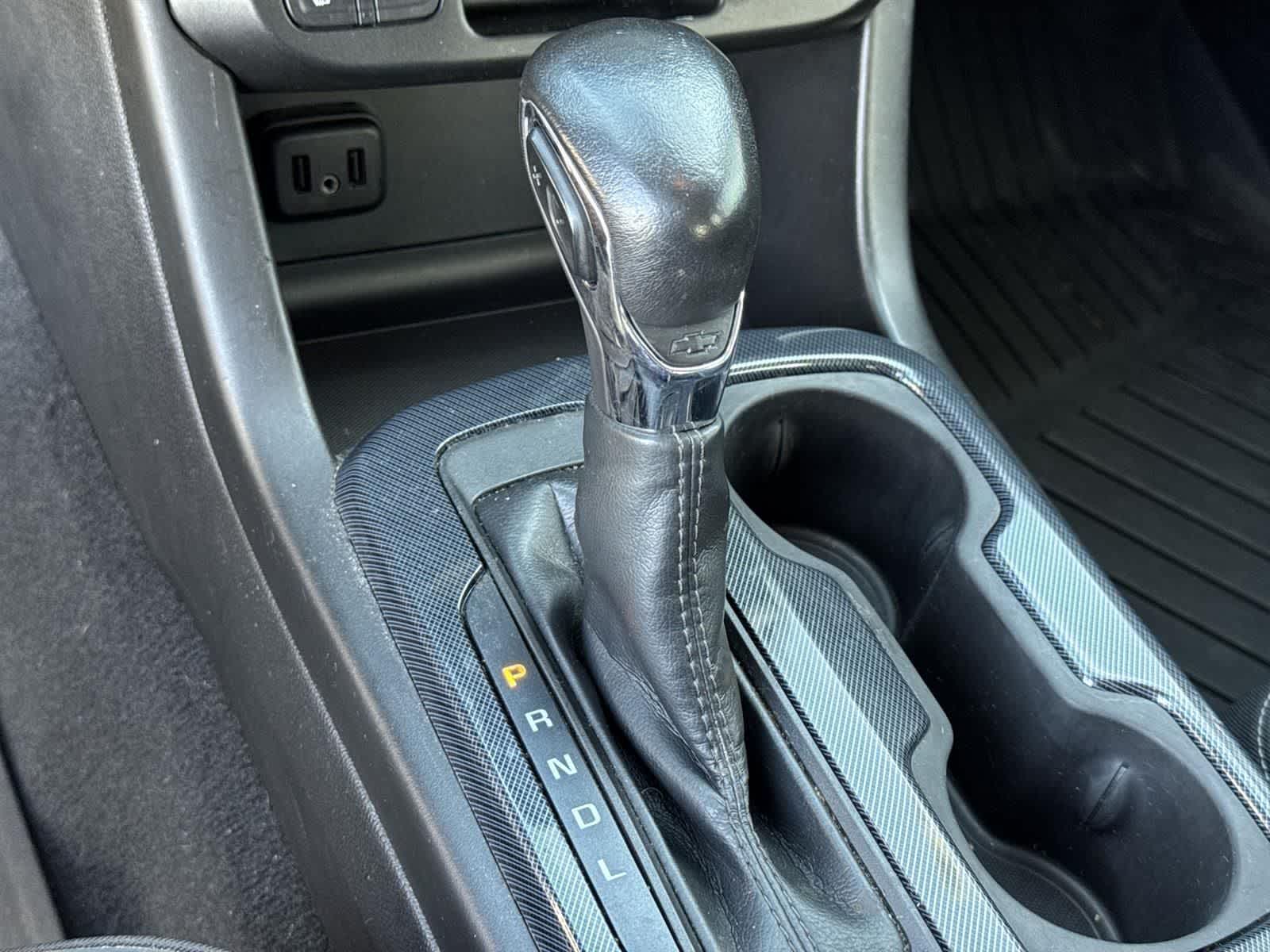 Thumbnail: 2022 Chevrolet Colorado - 38