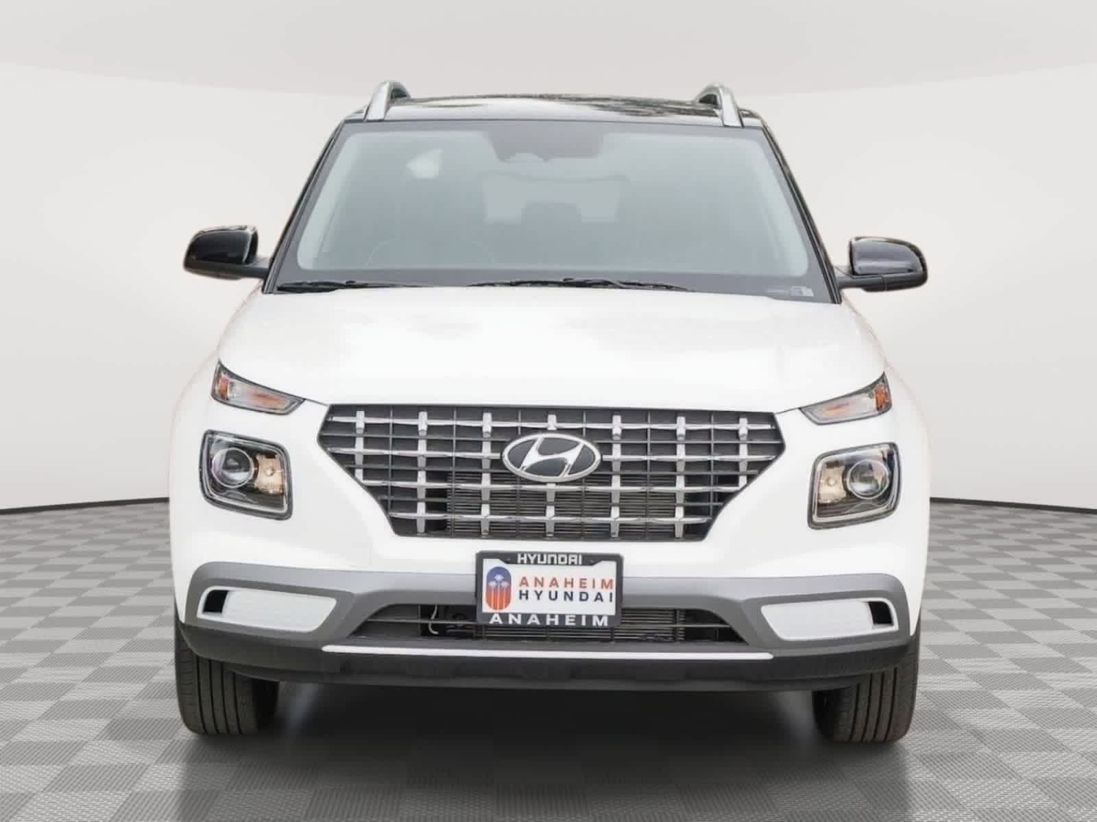 New 2026 Hyundai Venue SEL w/Two-Tone Roof SUV