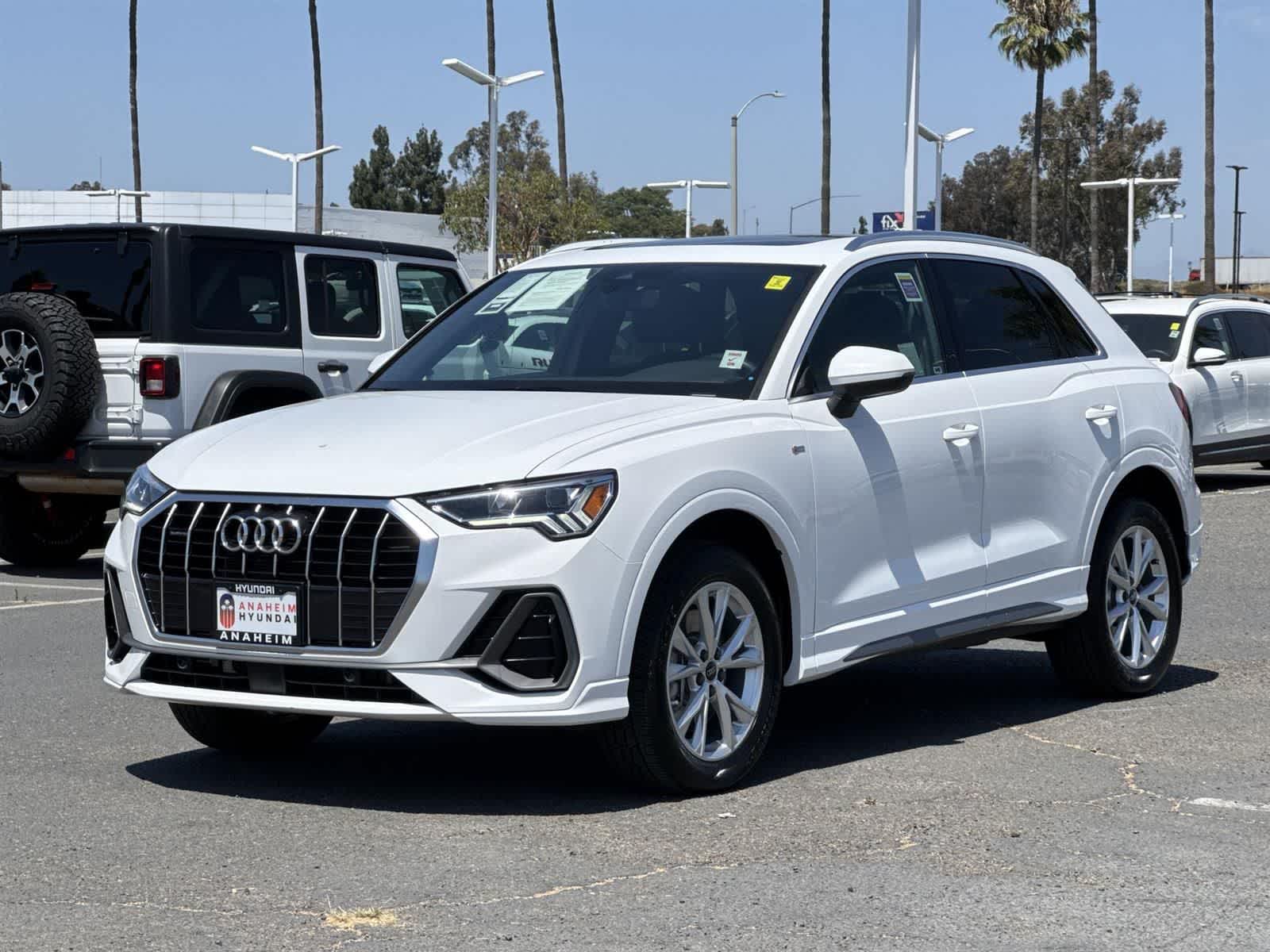 Thumbnail: 2024 Audi Q3 - 6