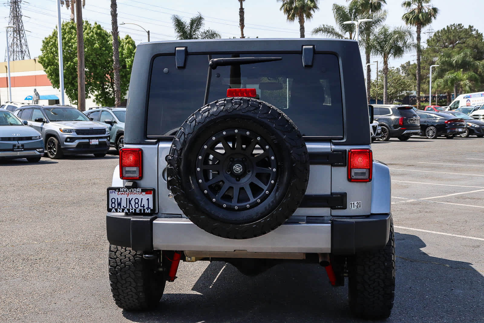 2018 Jeep Wrangler JK Unlimited Sahara photo 3