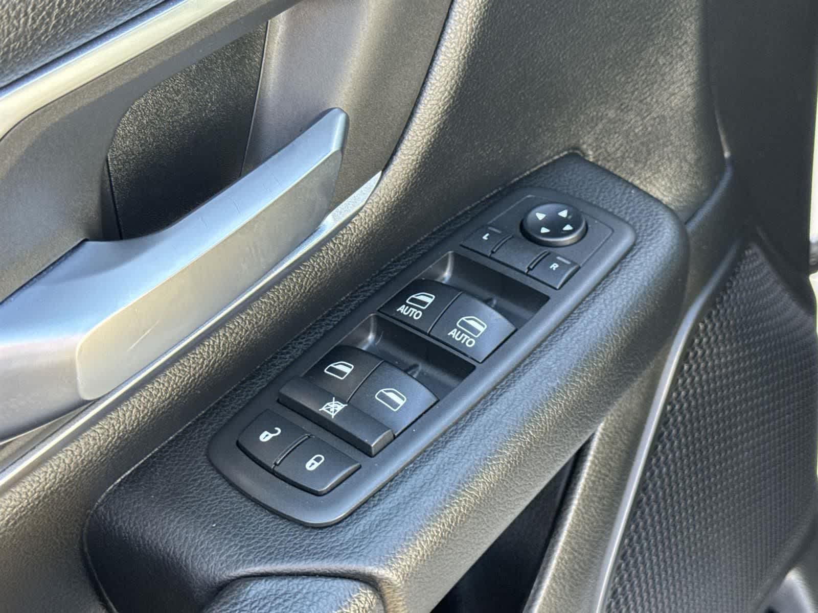 Thumbnail: 2019 RAM 1500 - 16