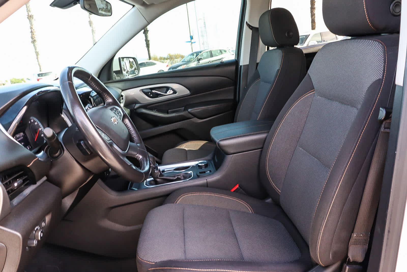 Thumbnail: 2021 Chevrolet Traverse - 22