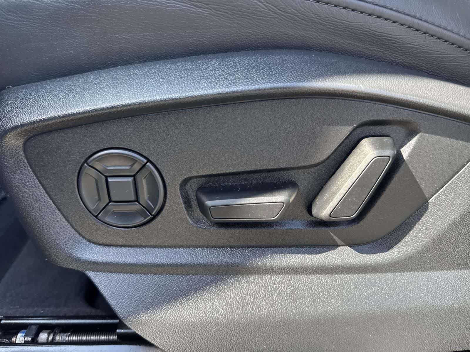 Thumbnail: 2024 Audi Q7 - 24