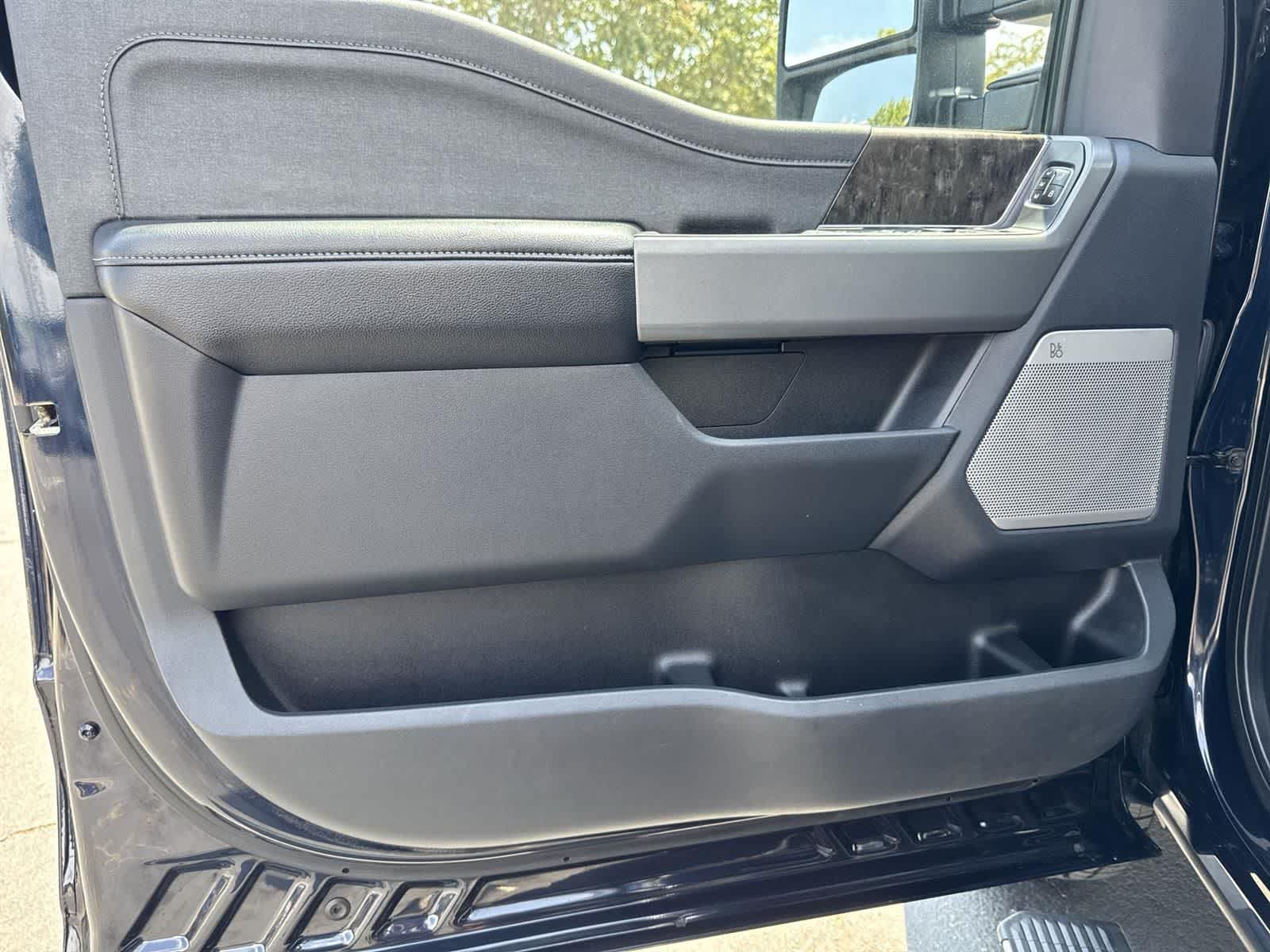 Thumbnail: 2023 Ford Econoline - 21