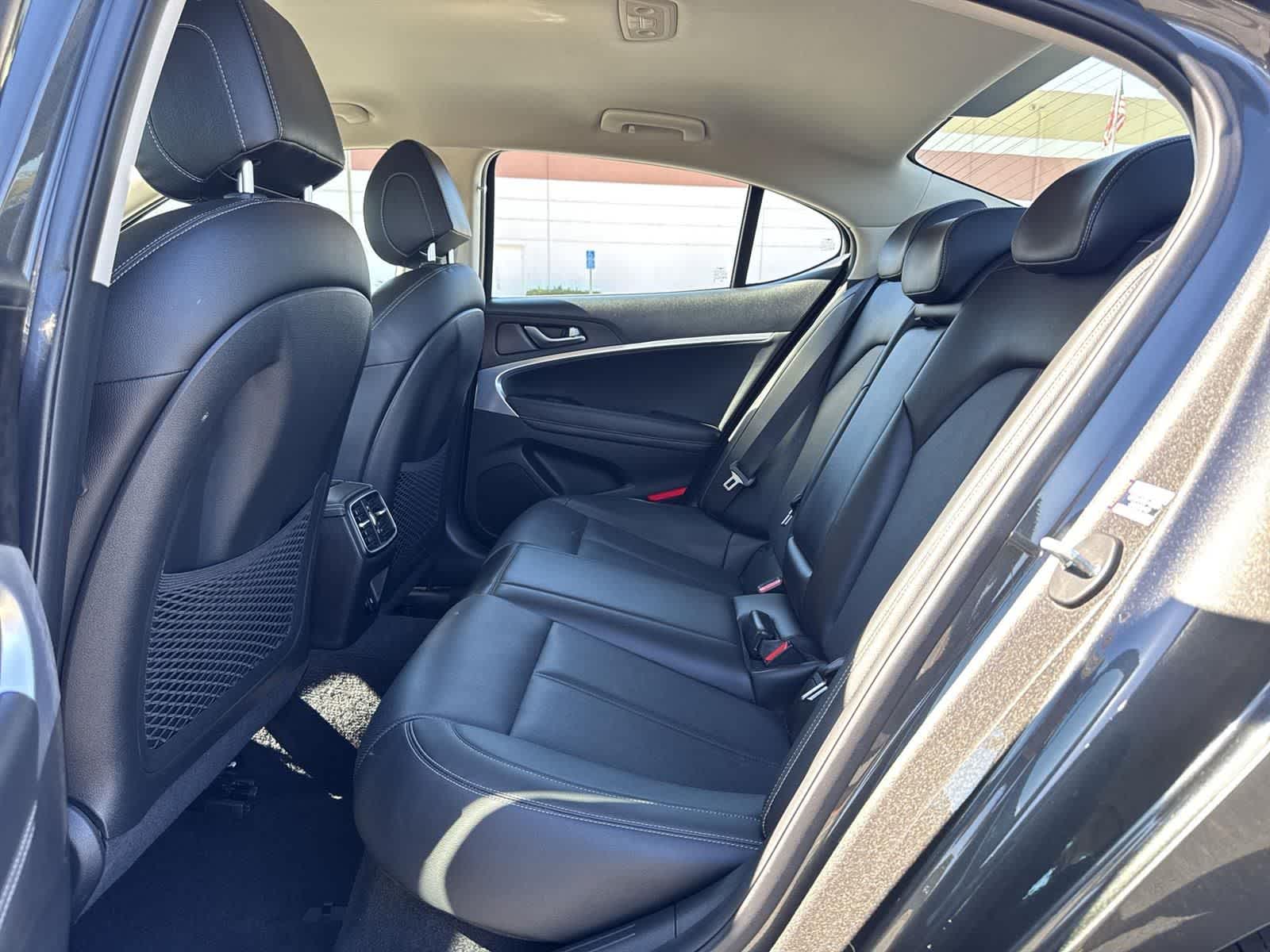 Thumbnail: 2023 Genesis G70 - 26