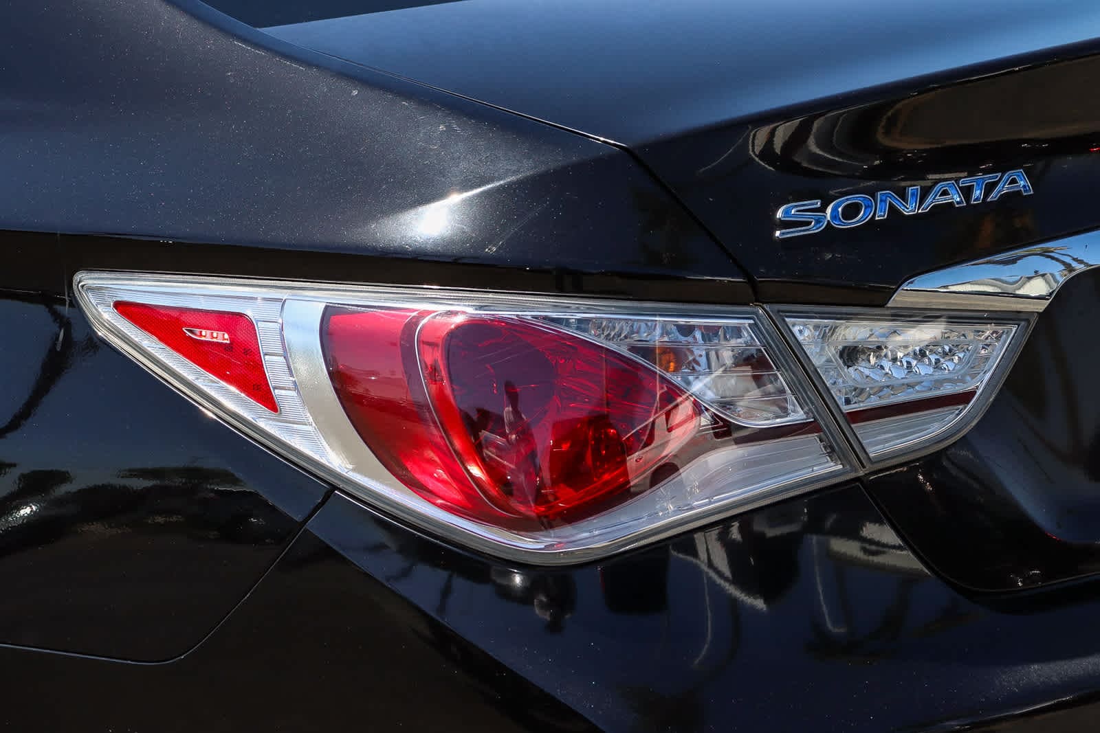 Thumbnail: 2015 Hyundai Sonata - 9