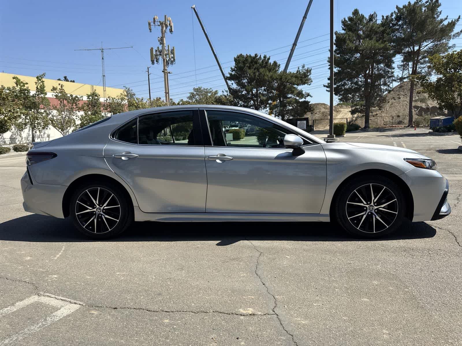 Thumbnail: 2022 Toyota Camry - 3