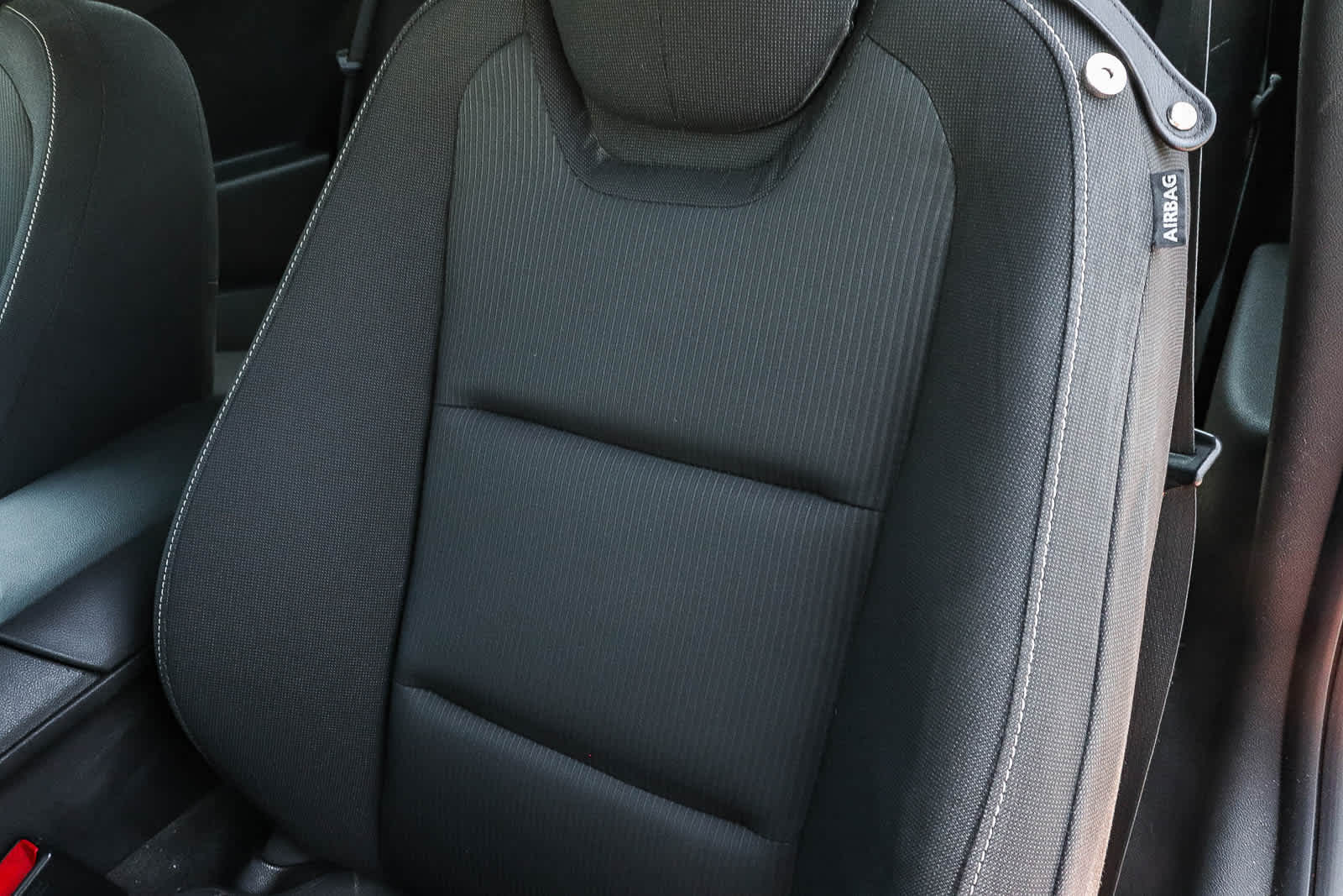 Thumbnail: 2010 Chevrolet Camaro - 28