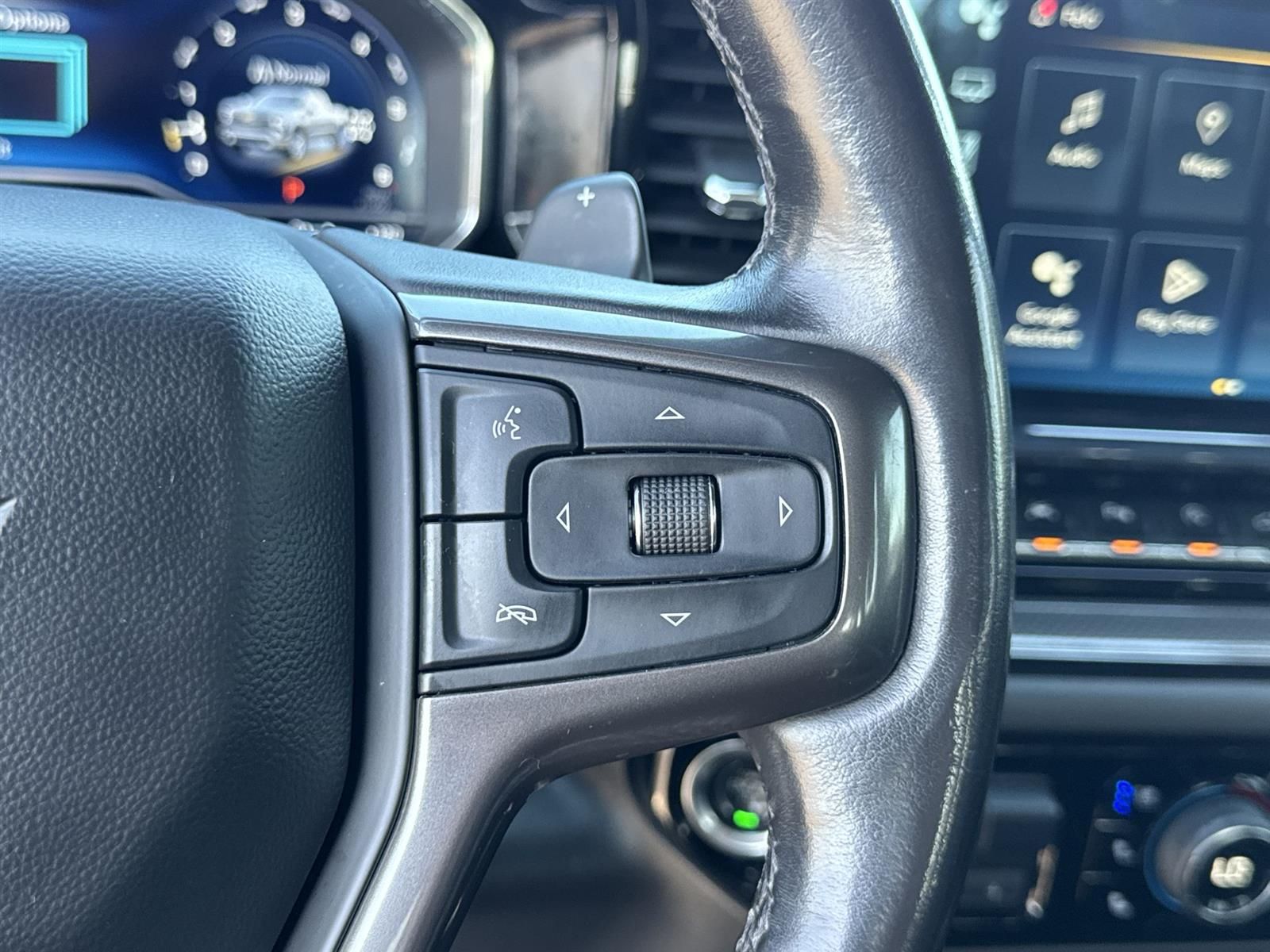 Thumbnail: 2022 Chevrolet Silverado 1500 - 11