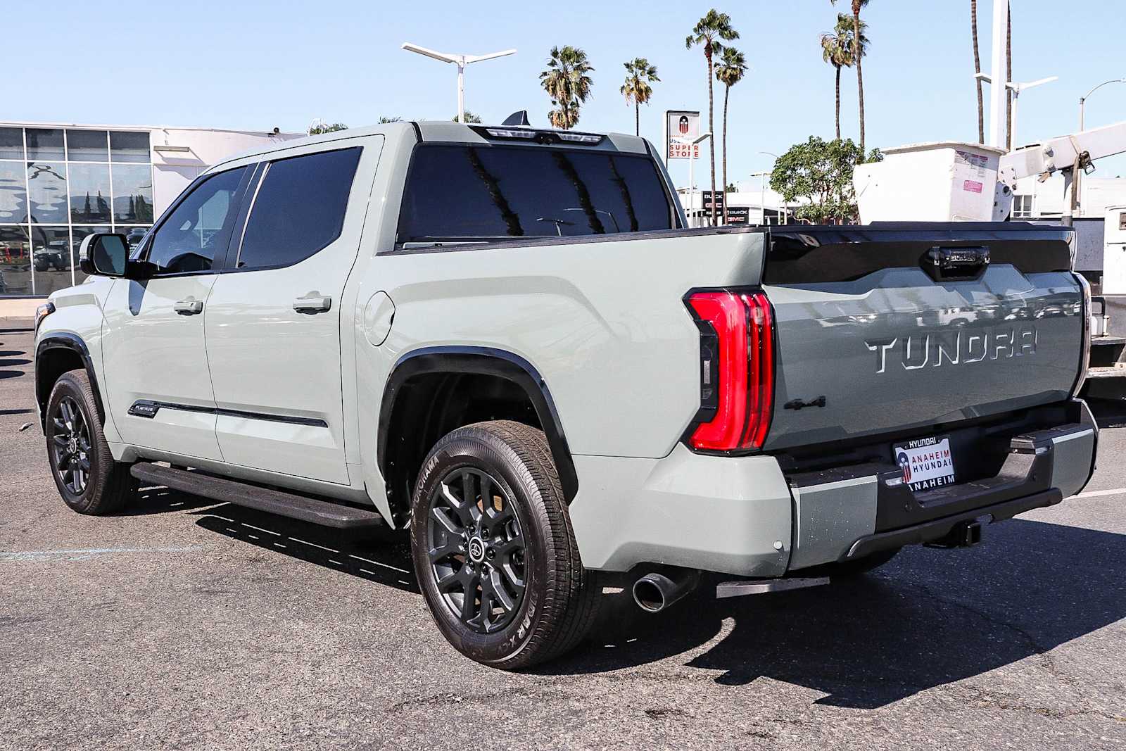 Thumbnail: 2024 Toyota Tundra - 8