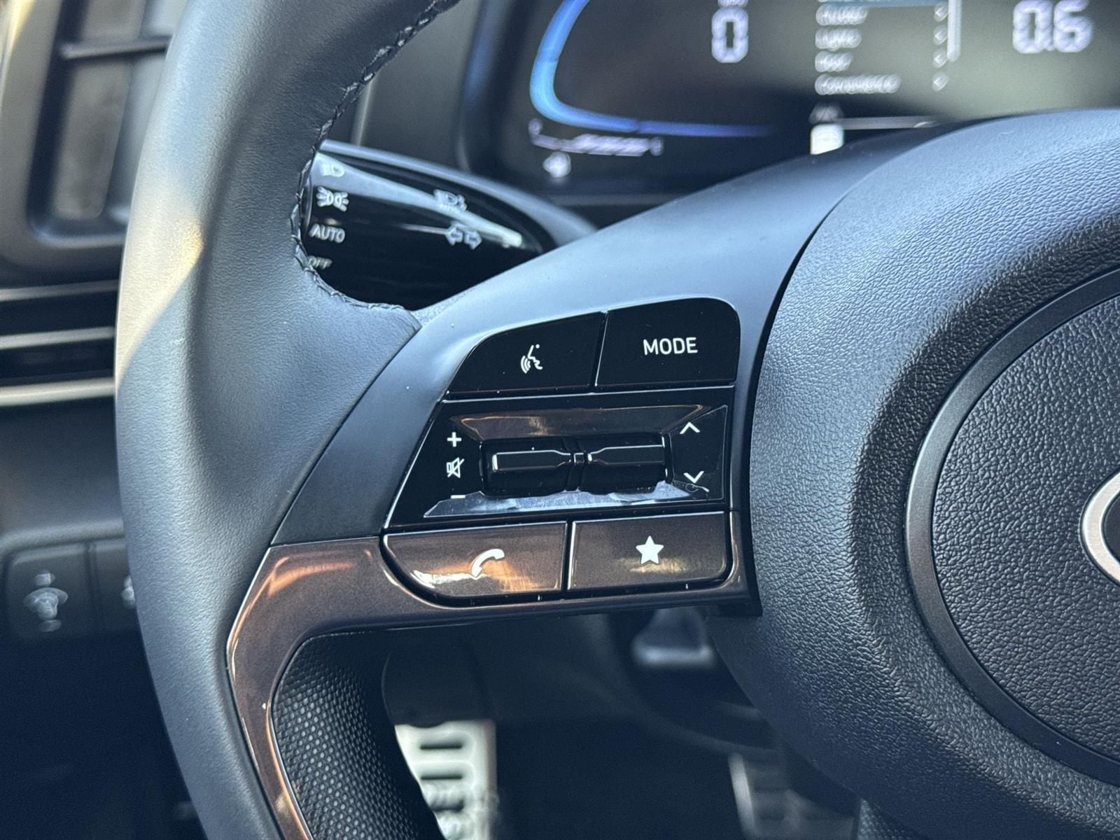 Thumbnail: 2025 Hyundai Elantra - 8