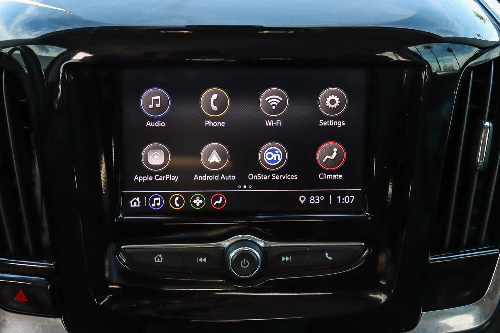 Thumbnail: 2021 Chevrolet Traverse - 14