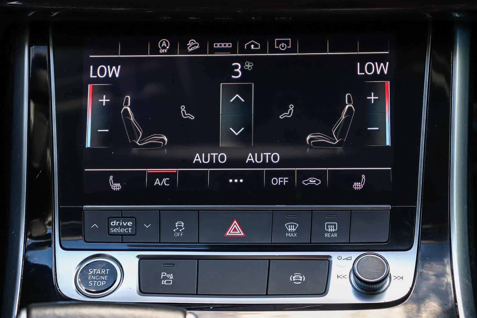 Thumbnail: 2022 Audi Q7 - 16