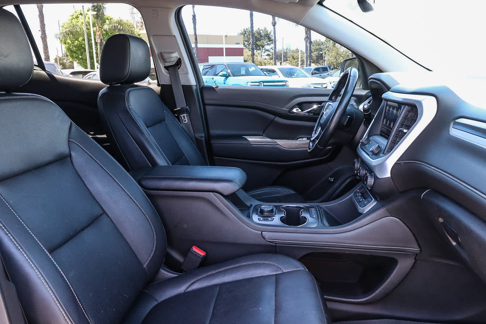 Thumbnail: 2020 GMC Acadia - 24