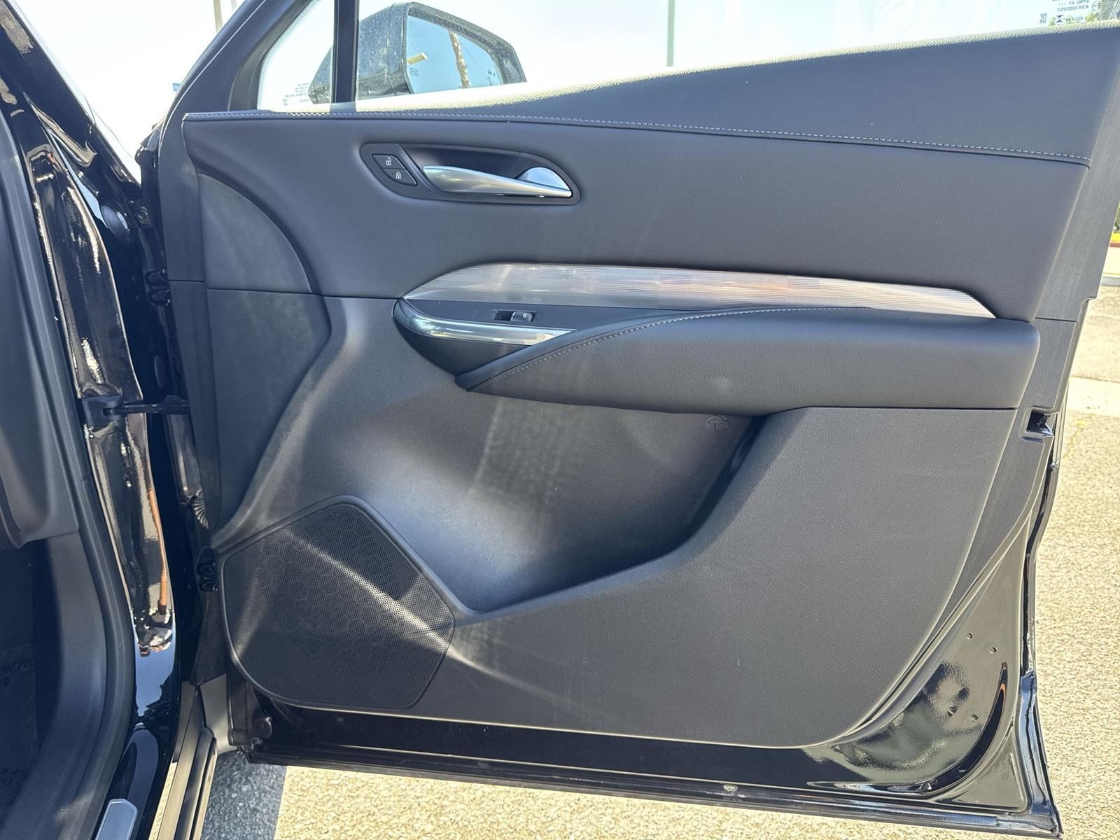Thumbnail: 2024 Cadillac XT4 - 36