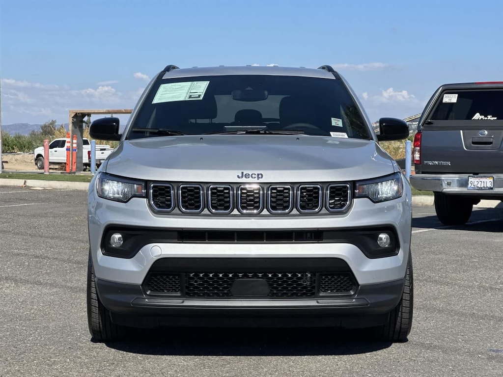 Used 2024 Jeep Compass Latitude SUV