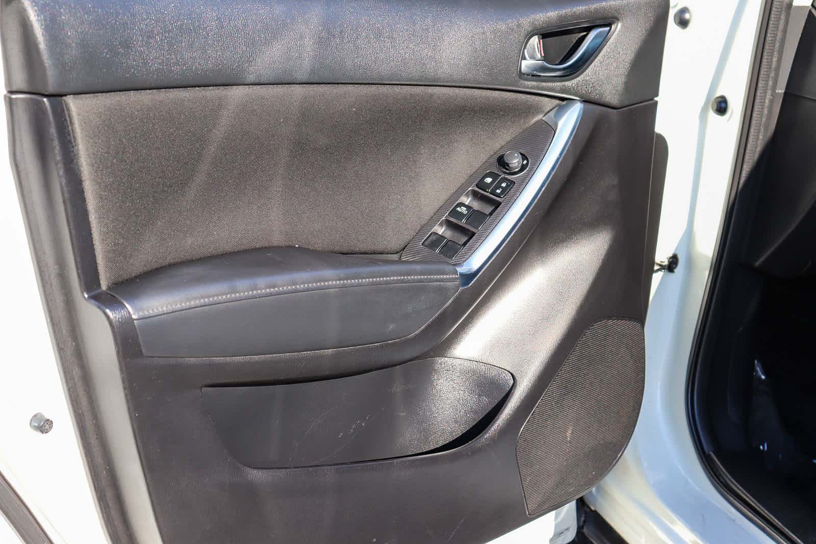 Thumbnail: 2016 Mazda CX-5 - 20