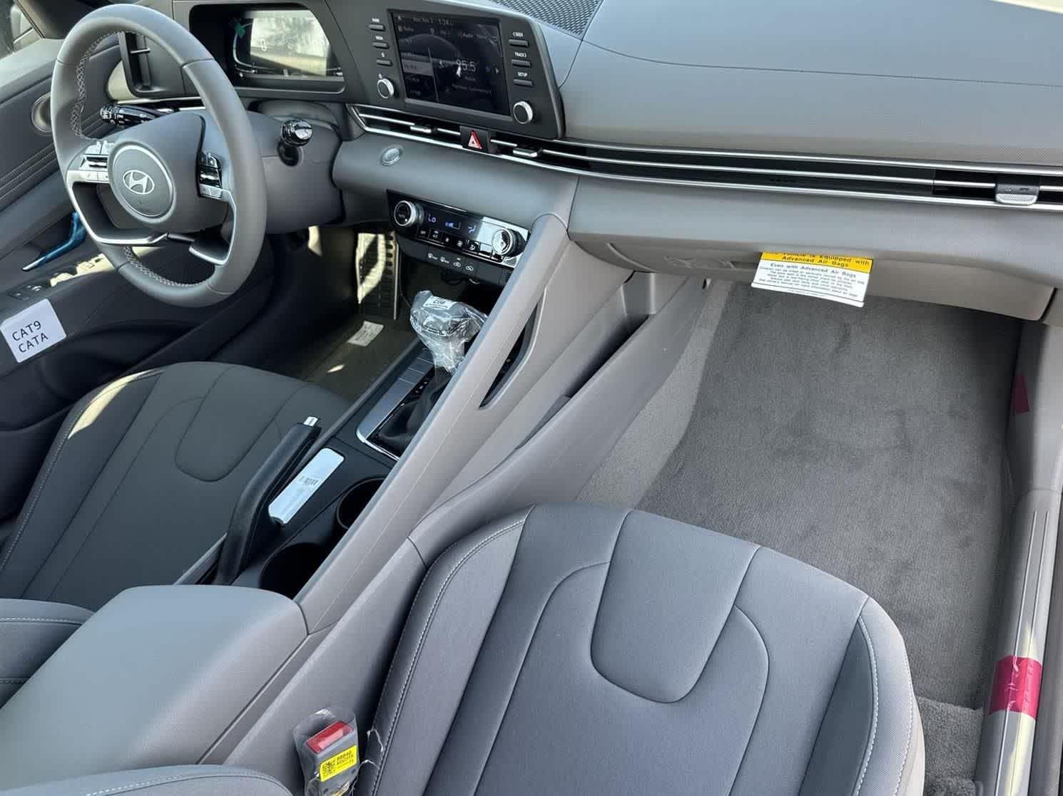 Thumbnail: 2025 Hyundai Elantra - 38