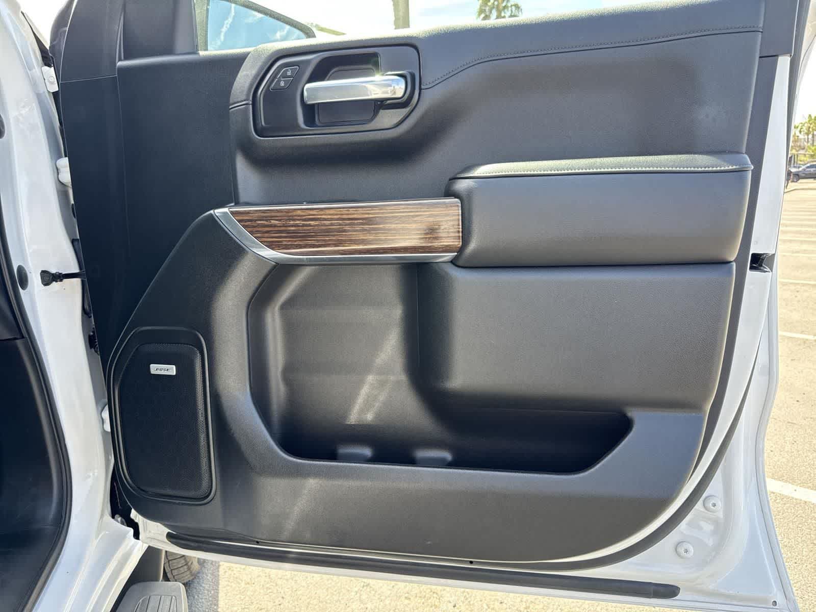 Thumbnail: 2021 Chevrolet Silverado 1500 - 38