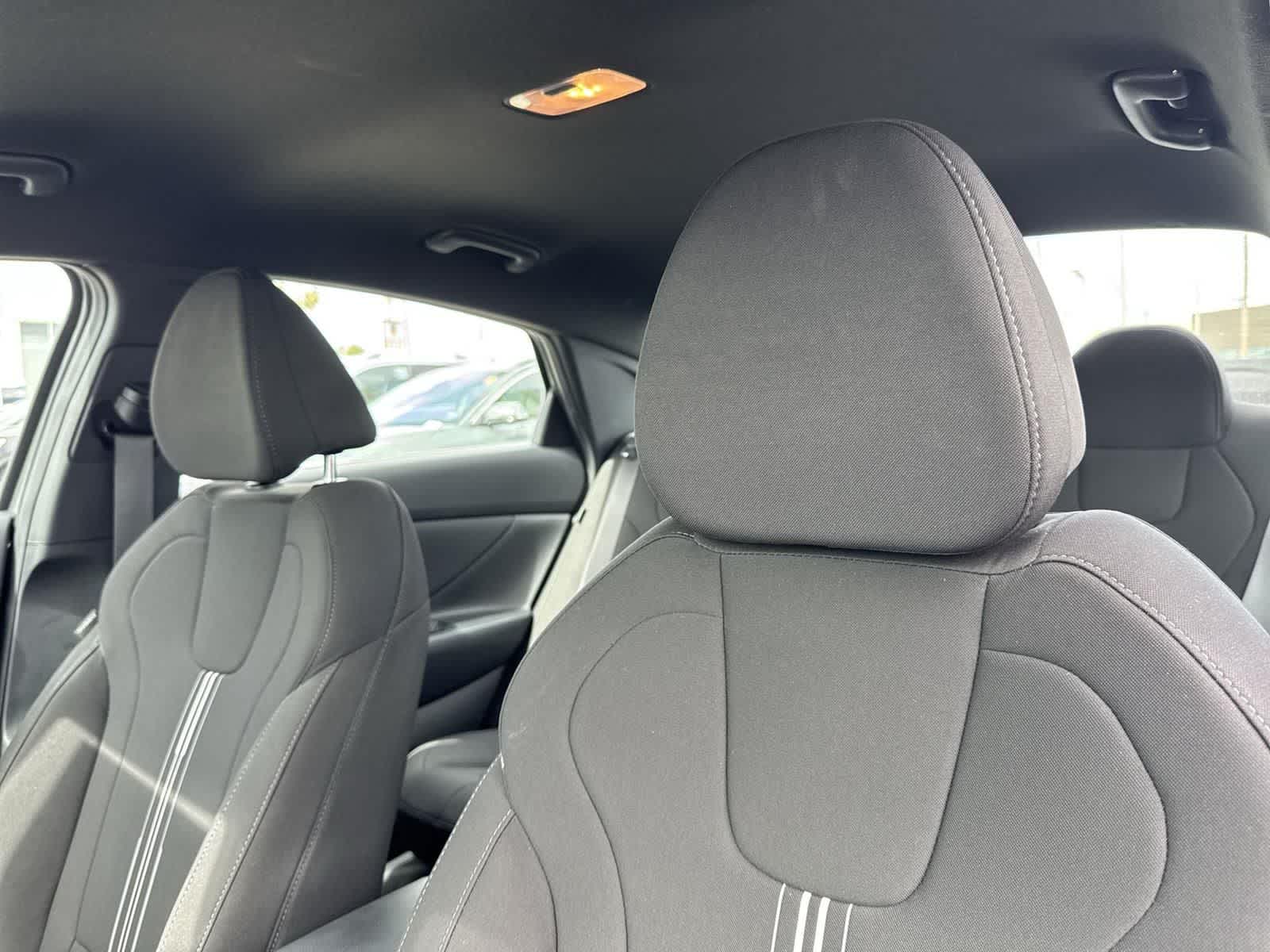 Thumbnail: 2025 Hyundai Elantra - 24