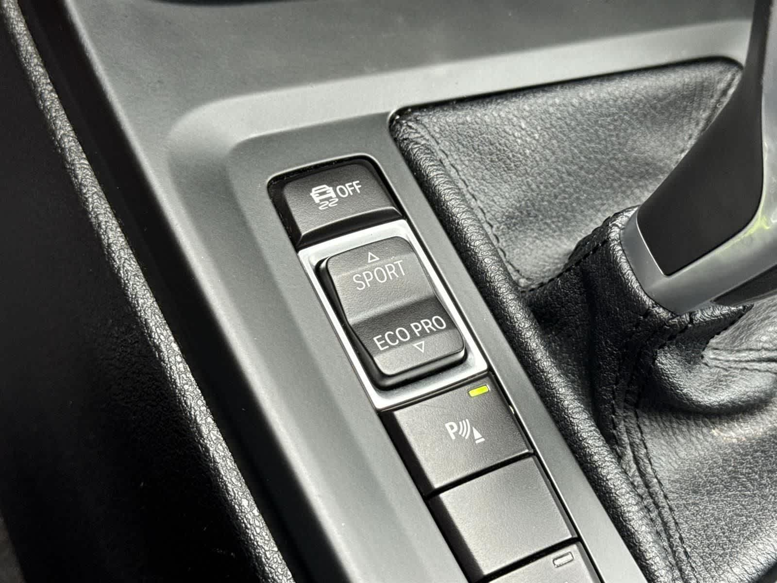 Thumbnail: 2022 BMW X2 - 19