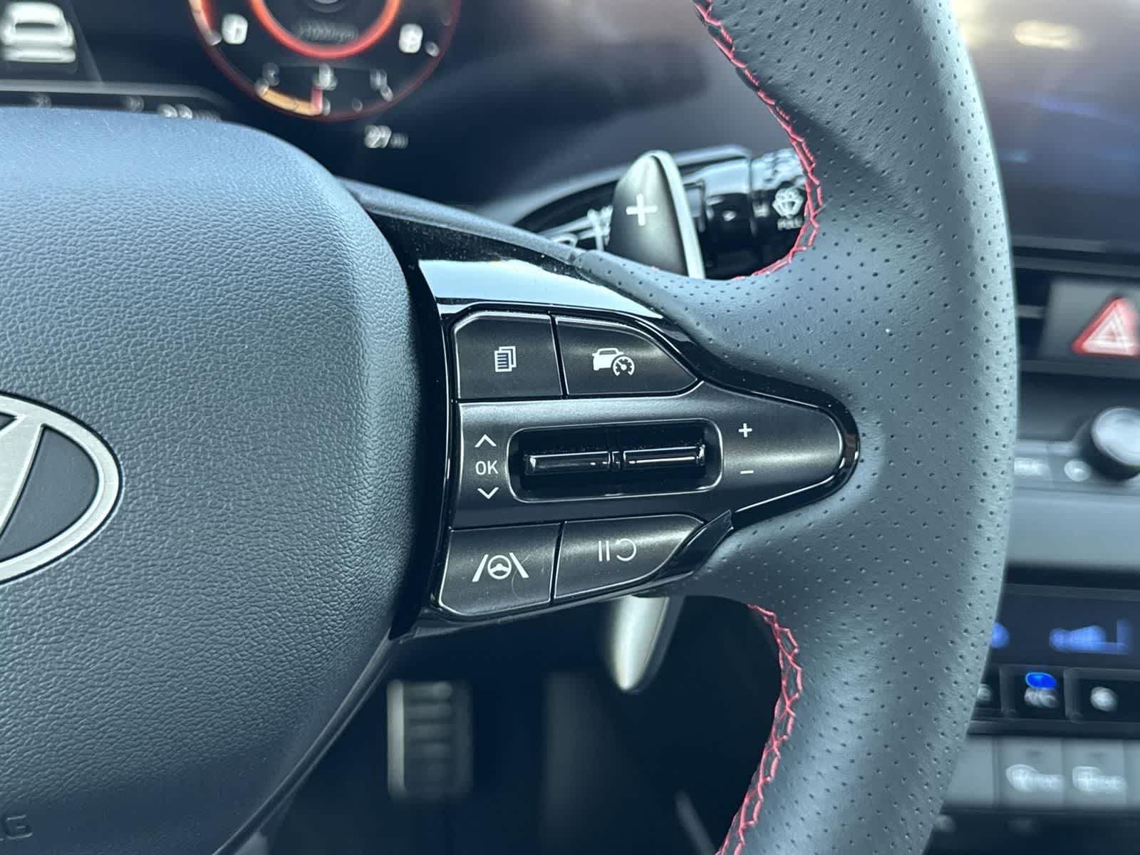 Thumbnail: 2025 Hyundai Elantra - 12