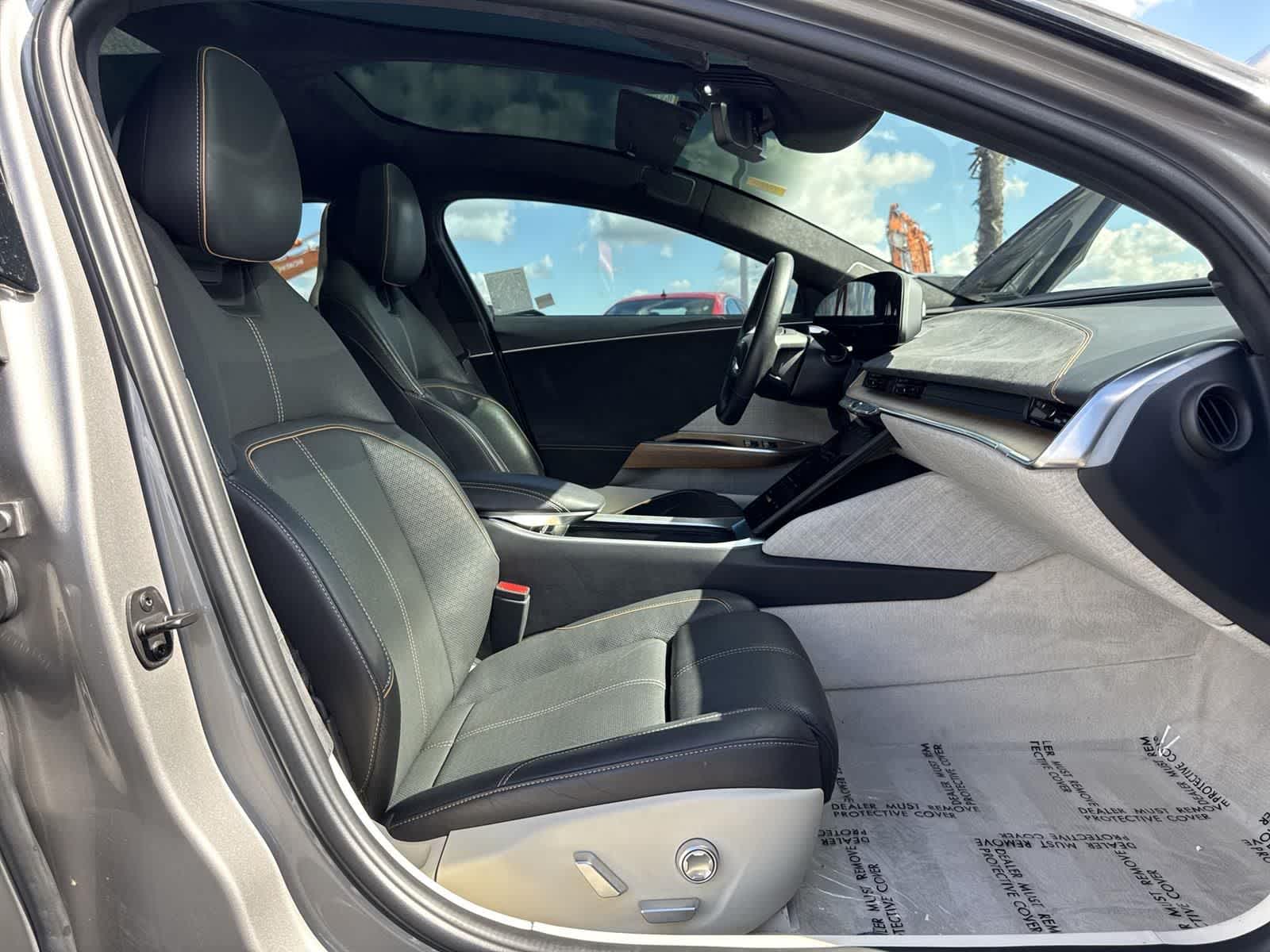 Thumbnail: 2023 Lucid Air - 39