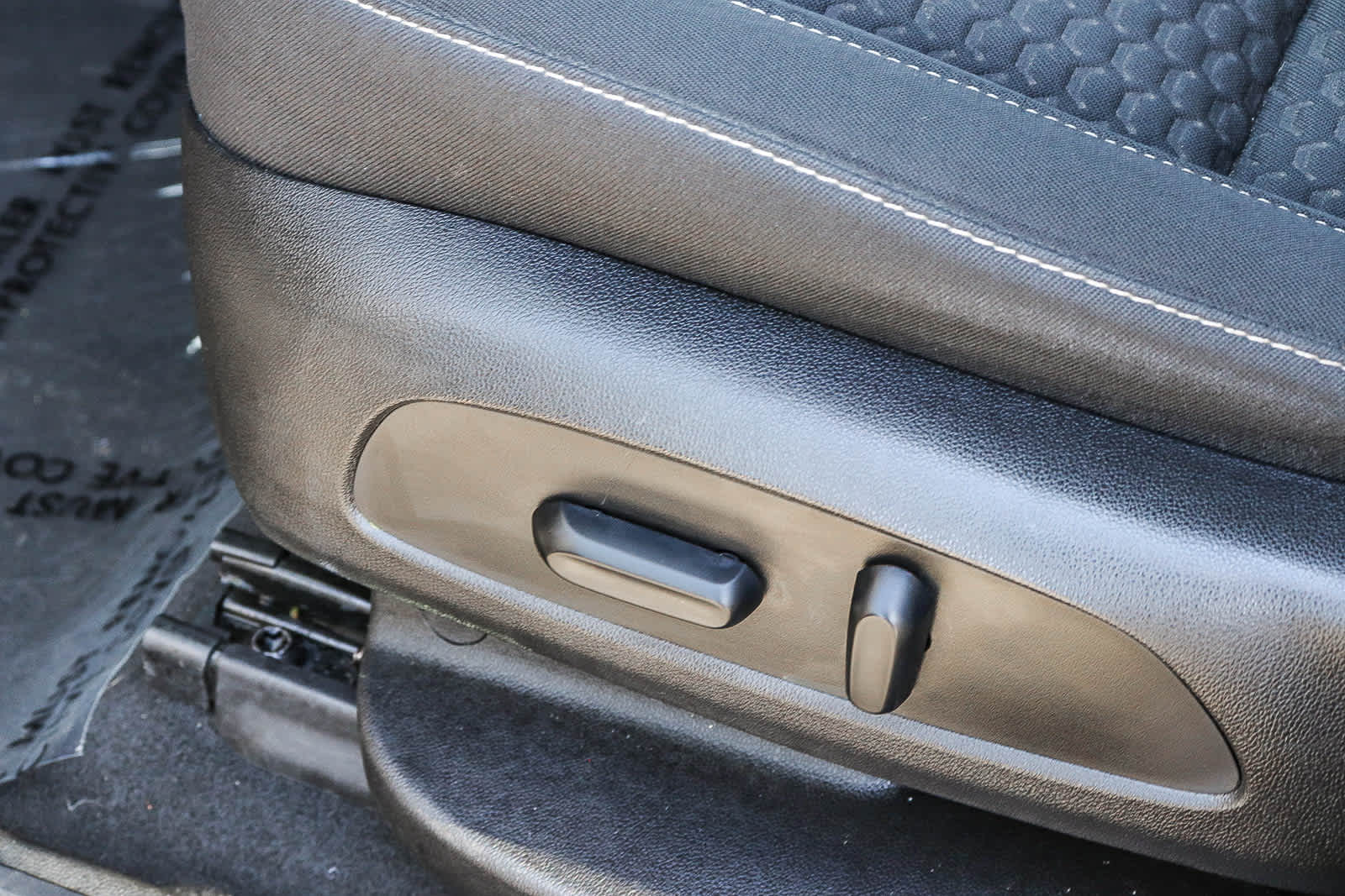 Thumbnail: 2018 GMC Acadia - 29