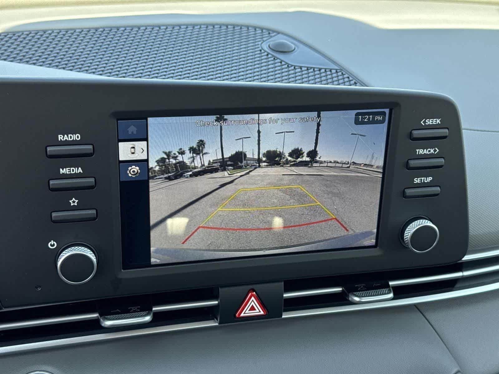 Thumbnail: 2025 Hyundai Elantra - 16