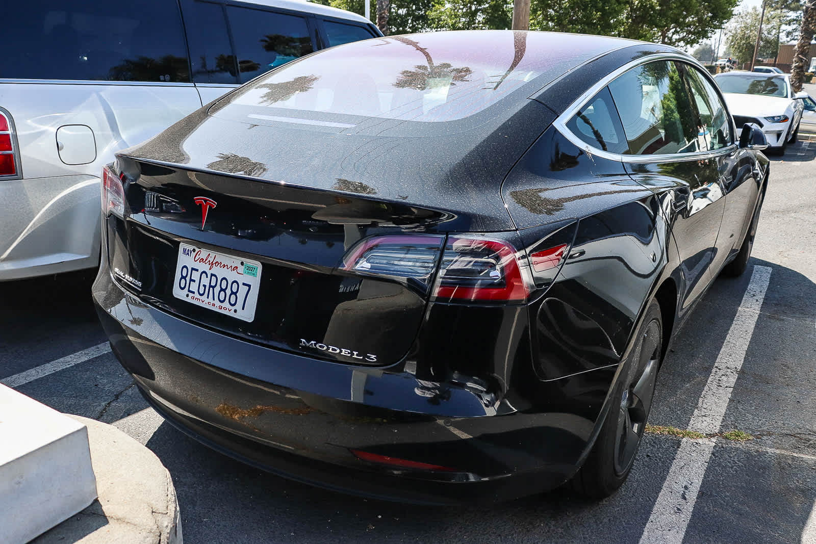 Thumbnail: 2018 Tesla Model 3 - 5