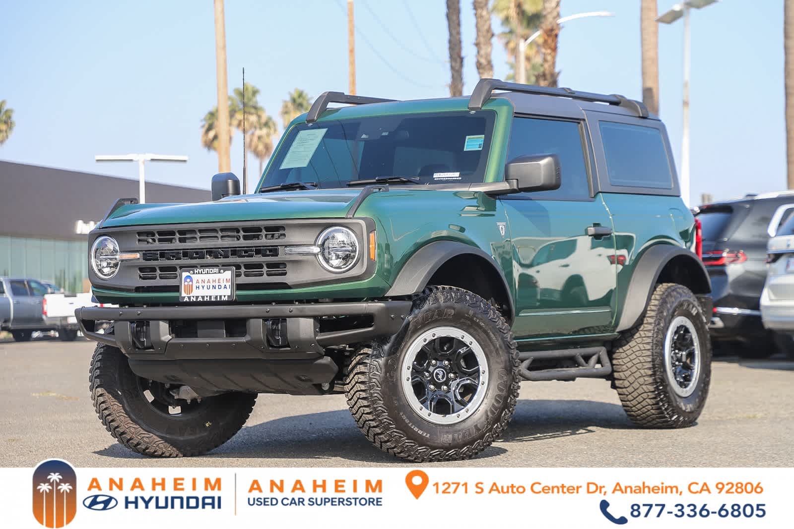 2023 Ford Bronco 2-Door Base's photo