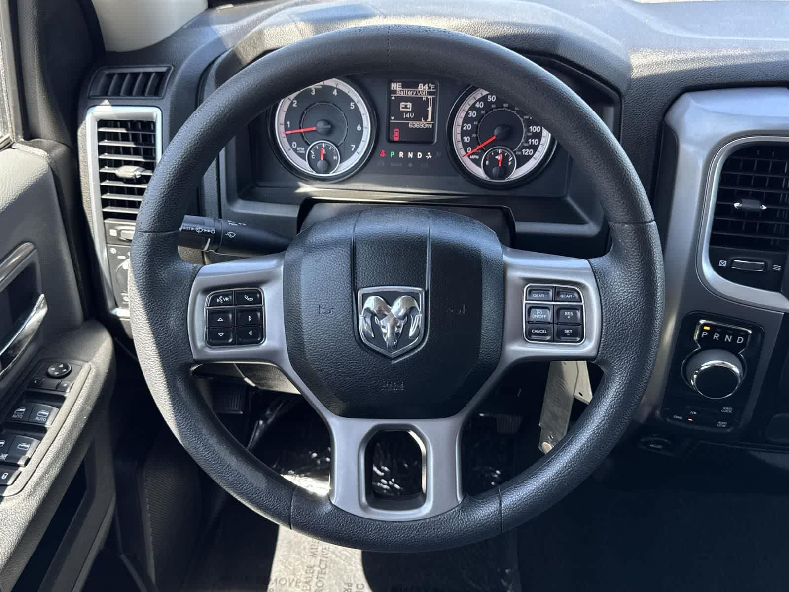 Thumbnail: 2022 RAM 1500 Classic - 9