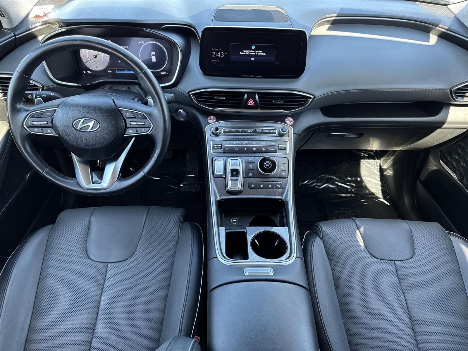 Thumbnail: 2023 Hyundai Santa Fe - 9