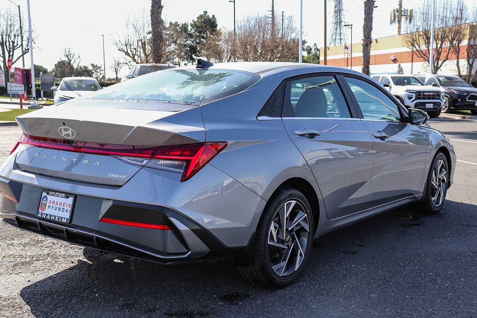 Thumbnail: 2026 Hyundai Elantra - 6