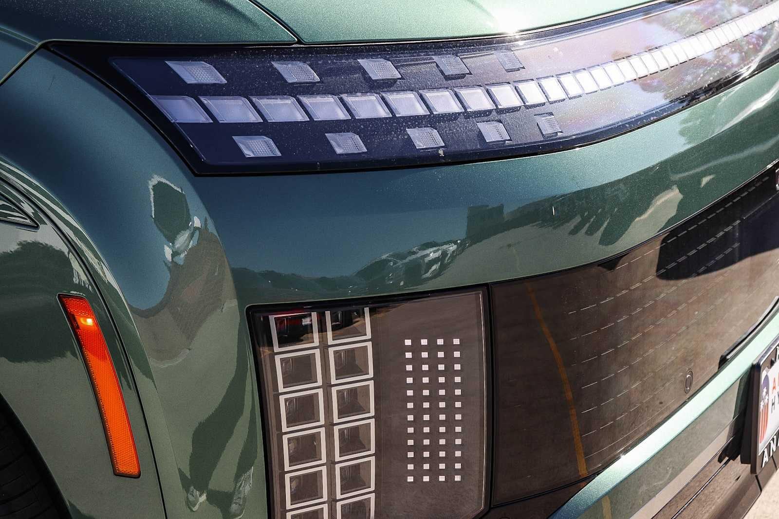 Thumbnail: 2026 Hyundai Ioniq - 4