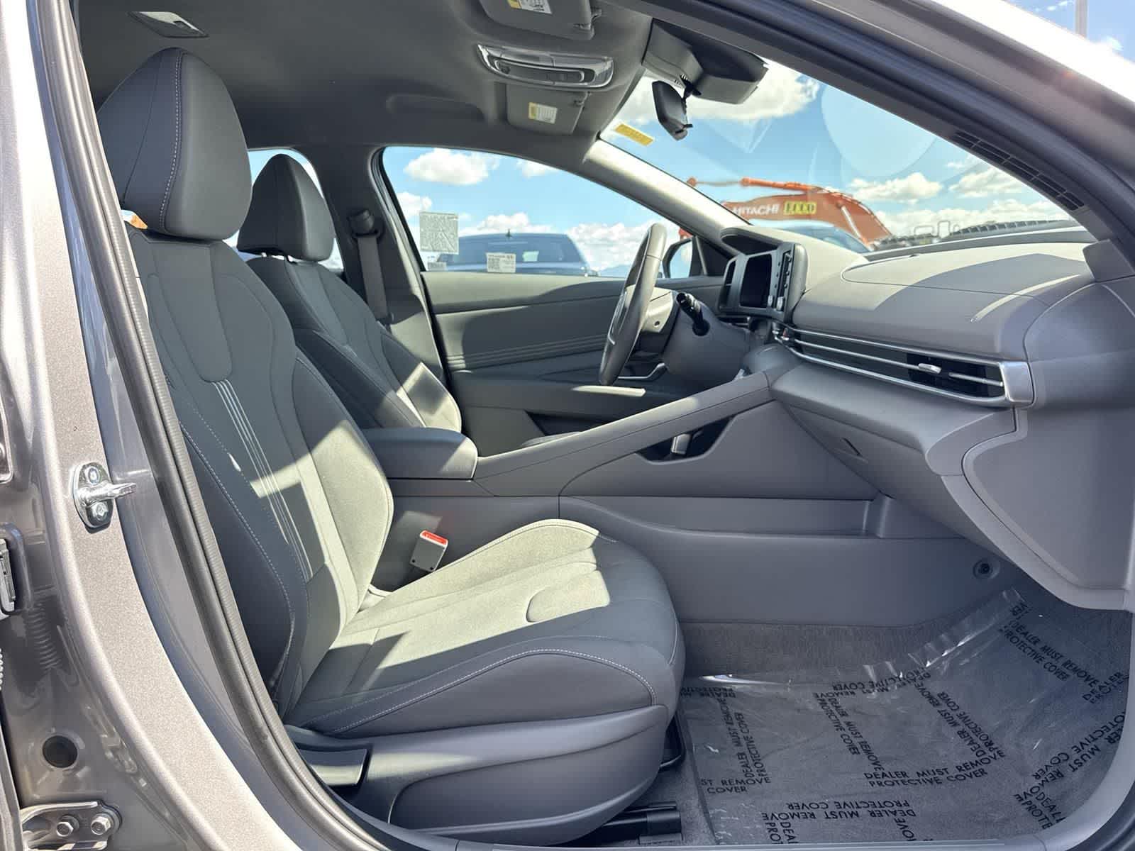 Thumbnail: 2025 Hyundai Elantra - 37