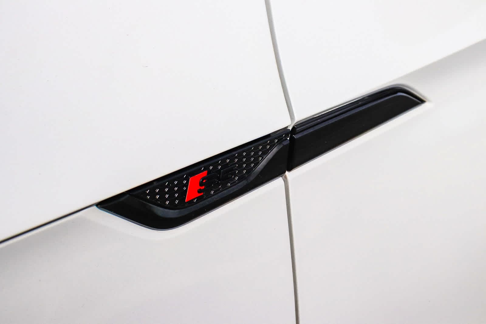 Thumbnail: 2023 Audi S5 - 14