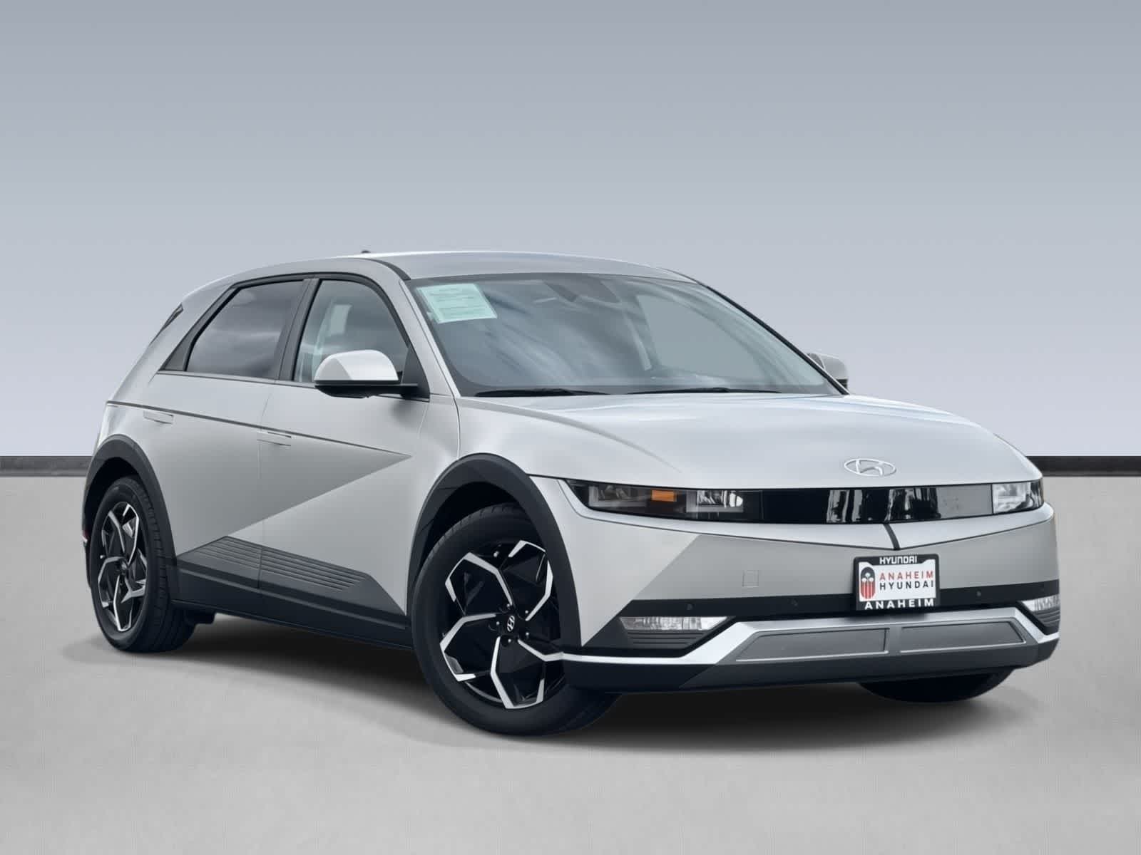 Thumbnail: 2023 Hyundai Ioniq 5 - 1